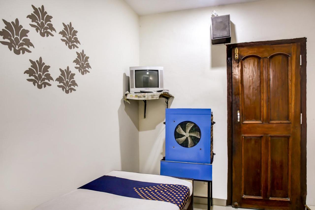 Spot On 75653 Hotel Rohit Bilāspur Zewnętrze zdjęcie
